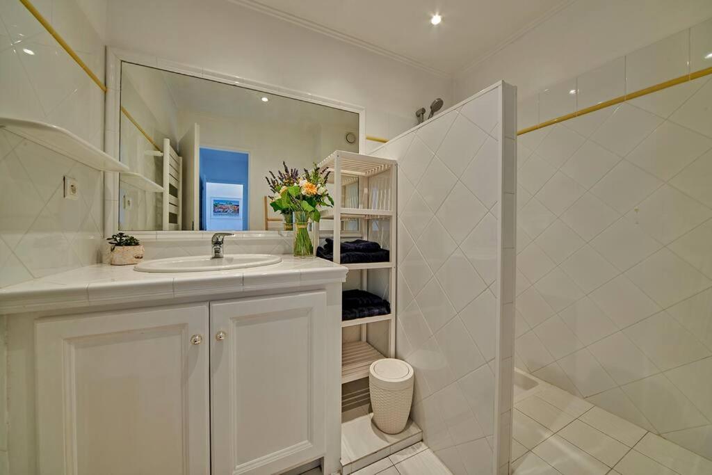 Sunrise -Swimming-Pool-Saint-Tropez Center-Parking Apartment Exterior photo