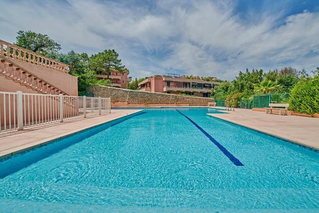 Sunrise -Swimming-Pool-Saint-Tropez Center-Parking Apartment Exterior photo